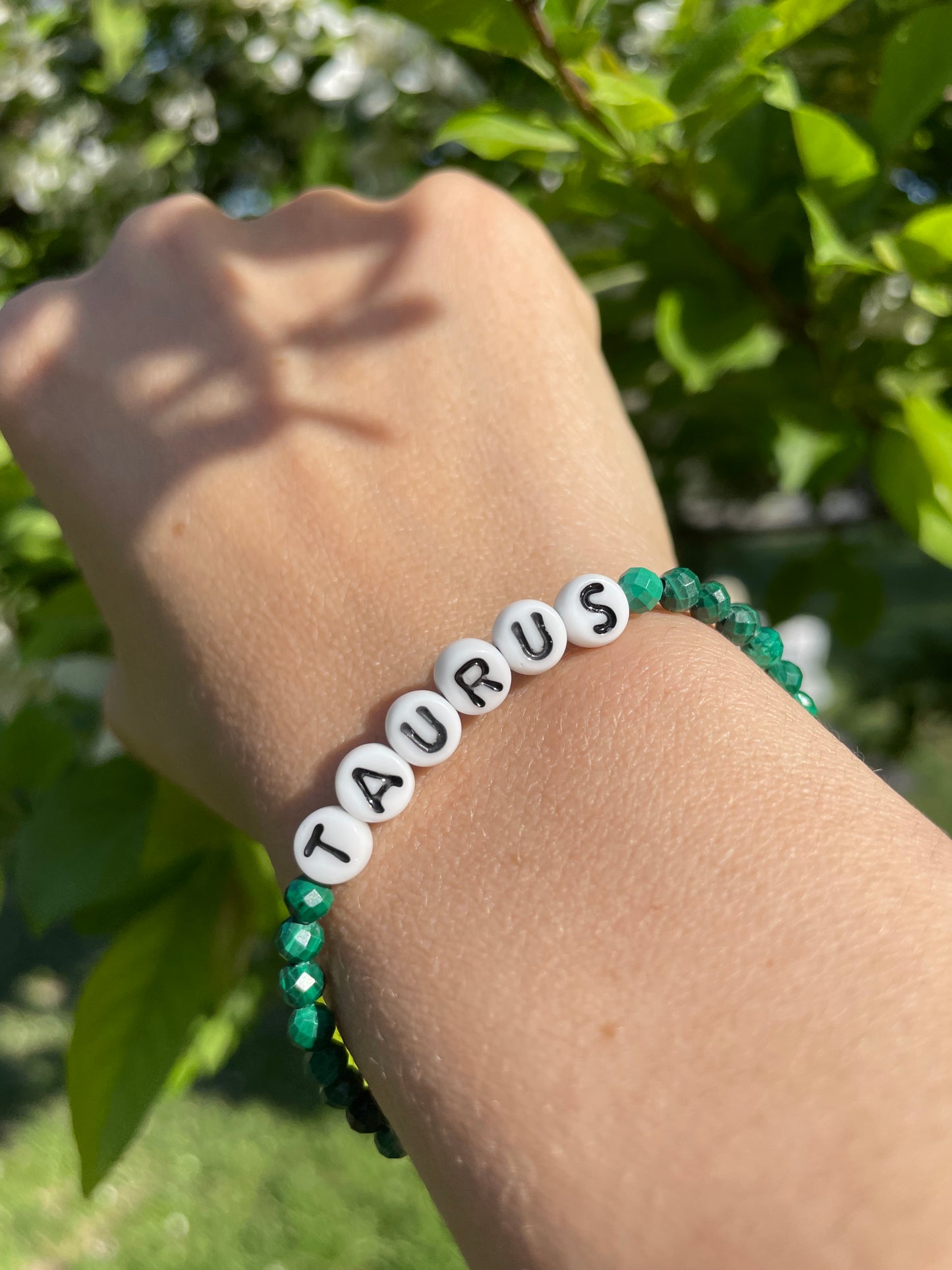 Taurus bracelet in malachite