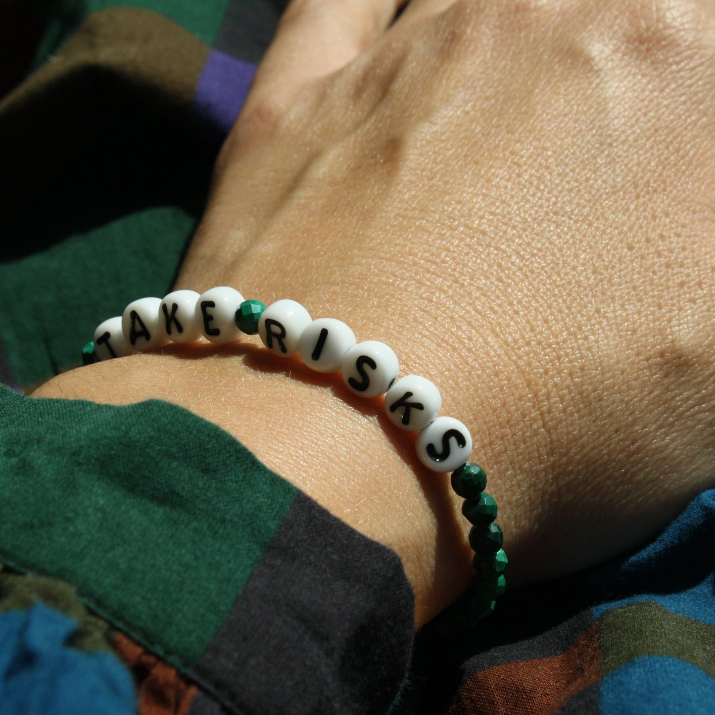 TAKE RISKS bracelet in malachite